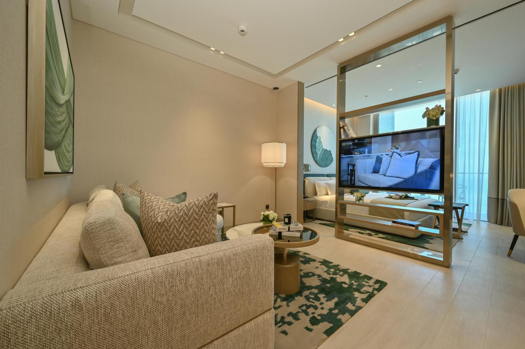 Onyx Rotana Hotel Manama Eksteriør billede A living room at the Ritz-Carlton, DIFC